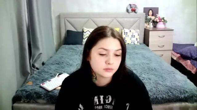 Image 11 of julietkalen Stream on Chaturbate on 13 months ago