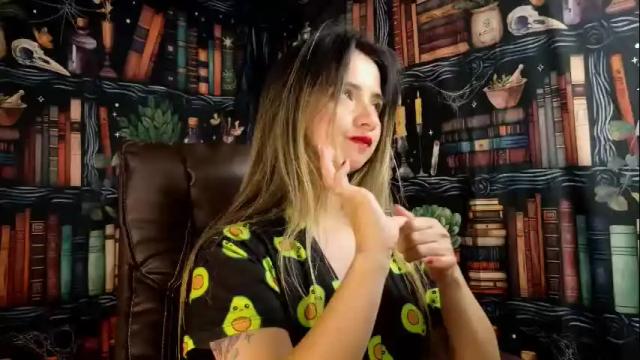 Image 6 of julietta__jackson Stream on Chaturbate on 2 months ago