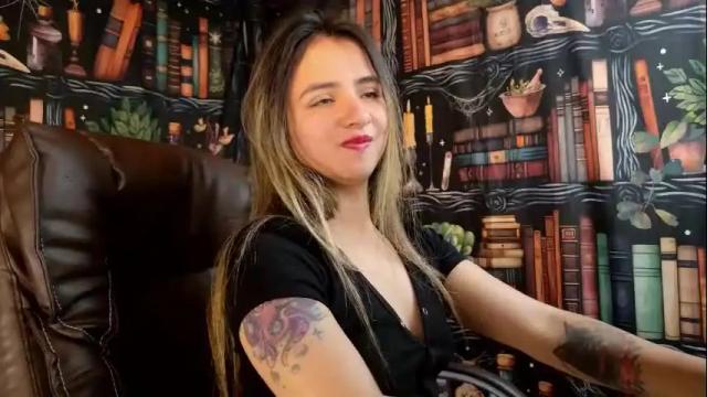 Image 12 of julietta__jackson Stream on Chaturbate on 2 months ago