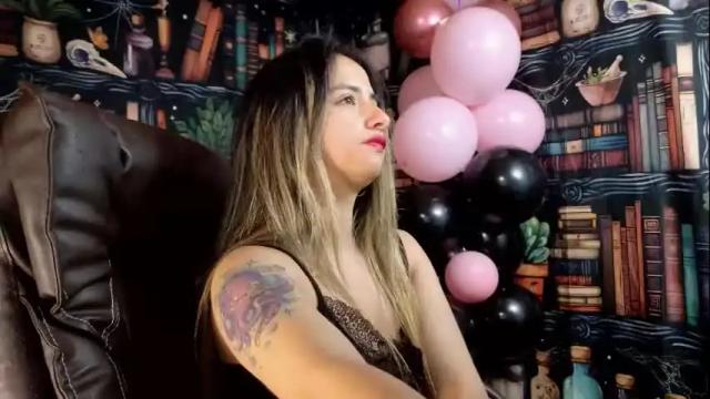 Image 10 of julietta__jackson Stream on Chaturbate on 2 months ago