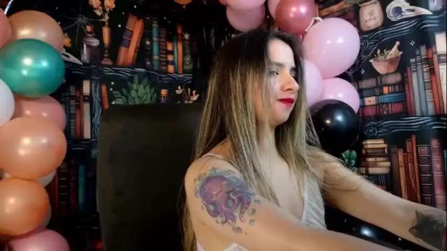 Image 6 of julietta__jackson Stream on Chaturbate on 2 months ago