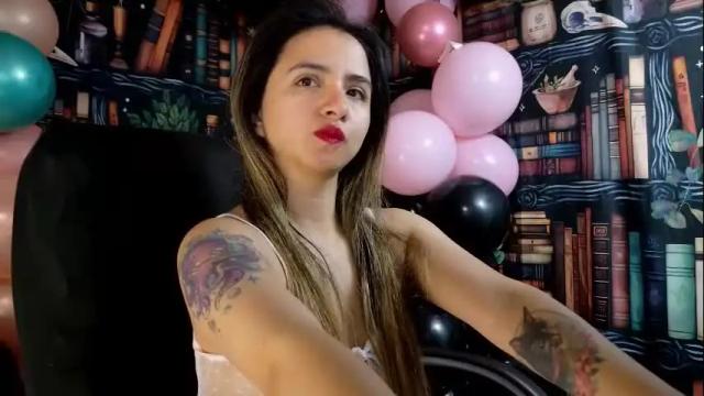 Image 8 of julietta__jackson Stream on Chaturbate on 2 months ago