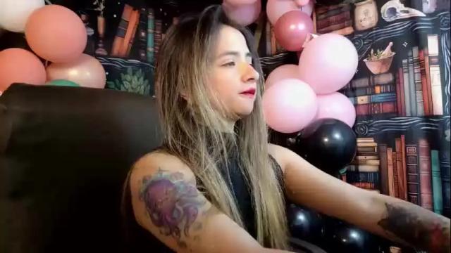 Image 2 of julietta__jackson Stream on Chaturbate on 1 month ago