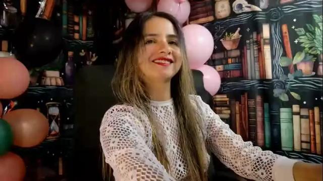 Image 4 of julietta__jackson Stream on Chaturbate on 1 month ago