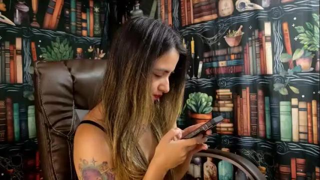 Image 12 of julietta__jackson Stream on Chaturbate on 28 days ago
