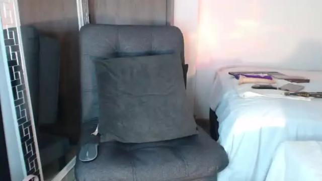 Image 12 of julietta_dooren Stream on Chaturbate on 12 months ago
