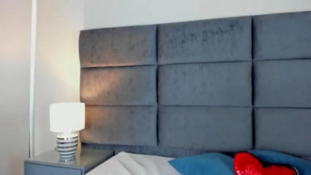 Image 3 of julietta_evans_ Stream on Chaturbate on 16 months ago