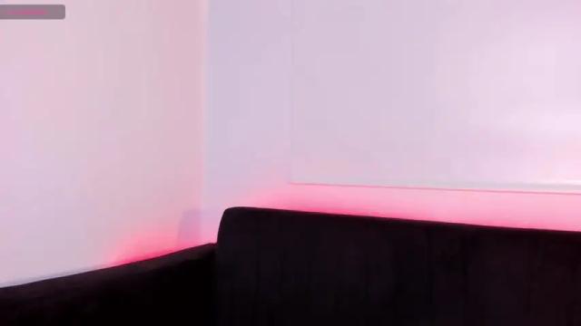 Image 2 of julietta_evans_ Stream on Chaturbate on 14 months ago