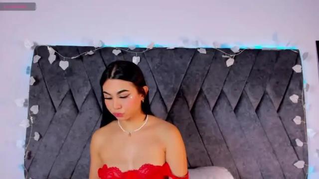 Image 12 of julietta_evans_ Stream on Chaturbate on 14 months ago