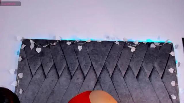 Image 7 of julietta_evans_ Stream on Chaturbate on 14 months ago