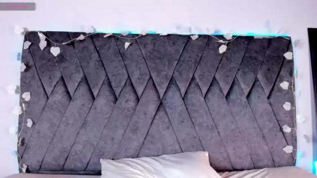 Image 8 of julietta_evans_ Stream on Chaturbate on 14 months ago