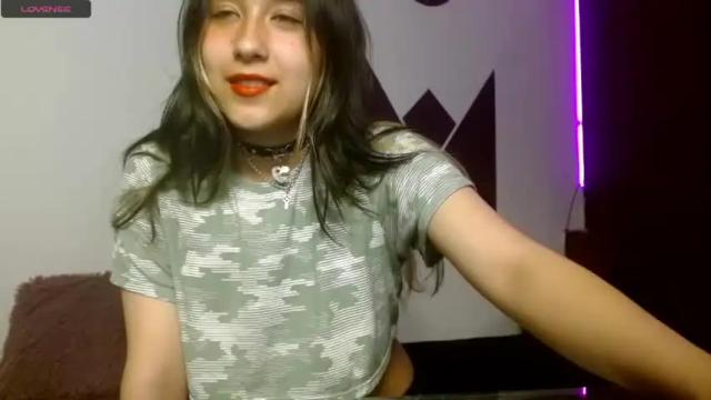 Image 3 of juliettawright1 Stream on Chaturbate on 18 months ago