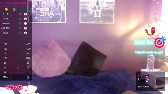 Image 10 of juliettawright1 Stream on Chaturbate on 18 months ago