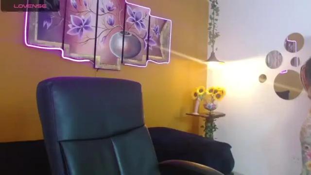 Thumbnail 1, juliettawright1's Stream at Chaturbate, 17 months ago