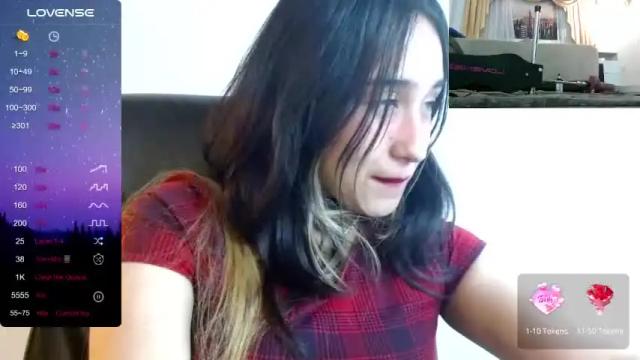 Image 8 of juliettawright1 Stream on Chaturbate on 16 months ago