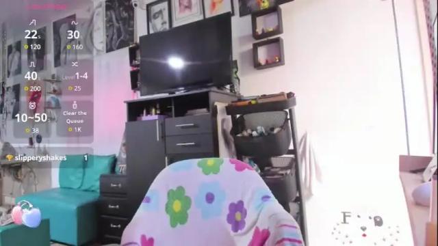 Image 7 of juliette_sweet05 Stream on Chaturbate on 2 months ago