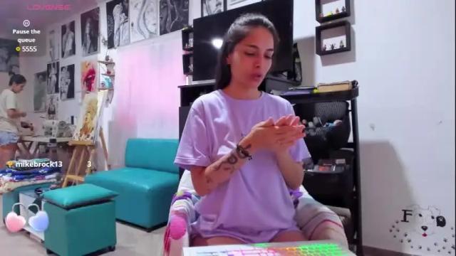 Image 11 of juliette_sweet05 Stream on Chaturbate on 1 month ago