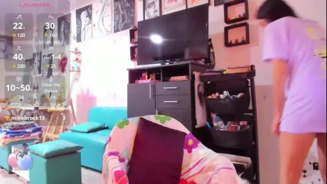 Image 3 of juliette_sweet05 Stream on Chaturbate on 1 month ago