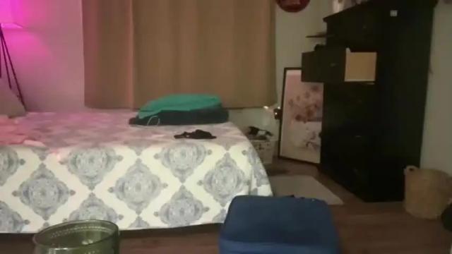 Image 12 of juliettejade Stream on Chaturbate on 19 months ago