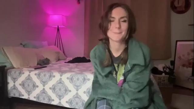 Image 3 of juliettejade Stream on Chaturbate on 19 months ago