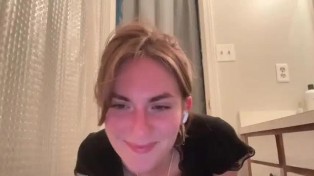 Image 3 of juliettejade Stream on Chaturbate on 19 months ago