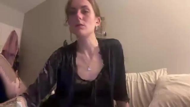 Image 3 of juliettejade Stream on Chaturbate on 18 months ago