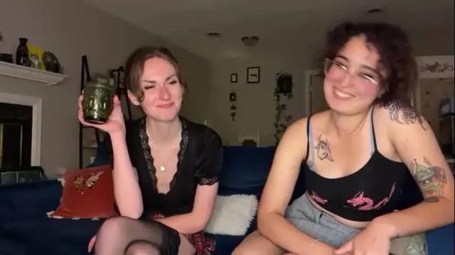 Image 6 of juliettejade Stream on Chaturbate on 18 months ago