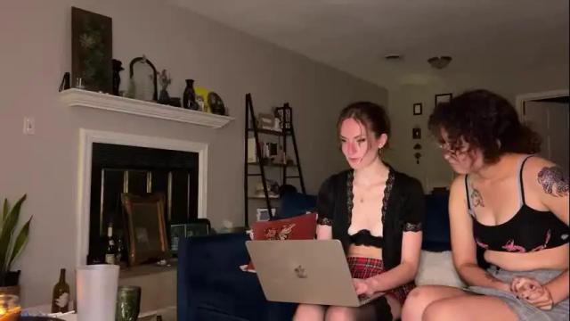 Image 8 of juliettejade Stream on Chaturbate on 18 months ago