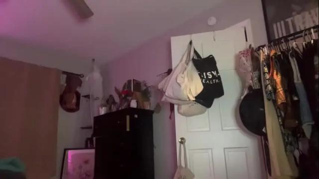 Image 10 of juliettejade Stream on Chaturbate on 17 months ago