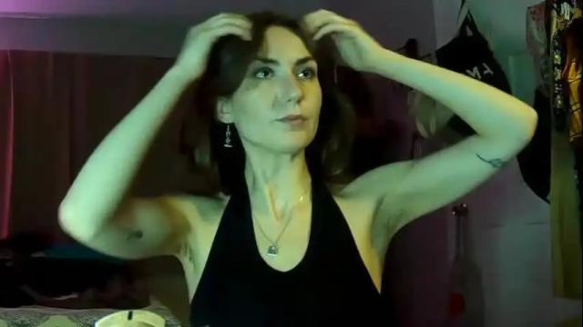 Image 3 of juliettejade Stream on Chaturbate on 17 months ago