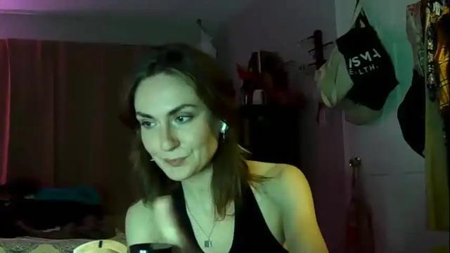 Image 4 of juliettejade Stream on Chaturbate on 17 months ago