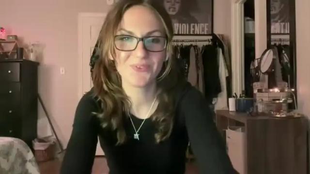 Image 12 of juliettejade Stream on Chaturbate on 15 months ago