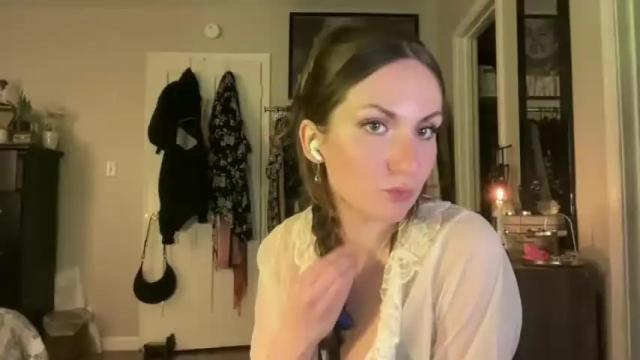 Image 2 of juliettejade Stream on Chaturbate on 15 months ago