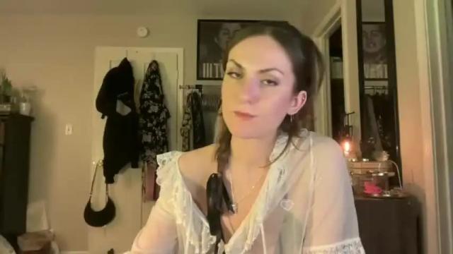 Image 3 of juliettejade Stream on Chaturbate on 15 months ago