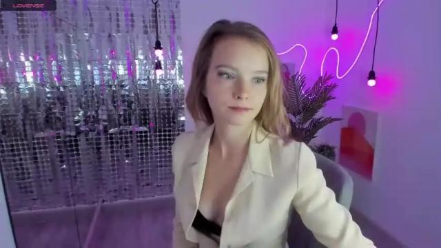 Image 10 of juliettekitten Stream on Chaturbate on 21 months ago