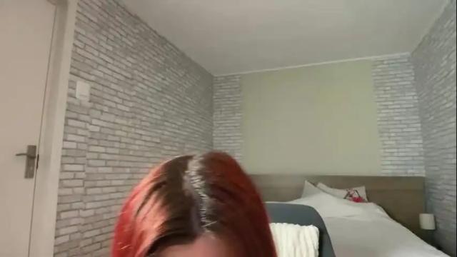 Image 4 of julietterosie Stream on Chaturbate on 2 months ago
