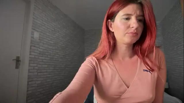 Image 3 of julietterosie Stream on Chaturbate on 2 months ago
