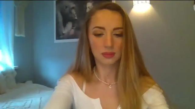 Image 3 of juliettesensual Stream on Chaturbate on 12 months ago
