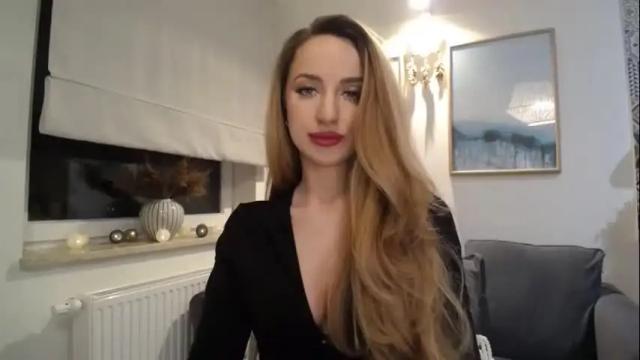 Image 2 of juliettesensual Stream on Chaturbate on 27 days ago