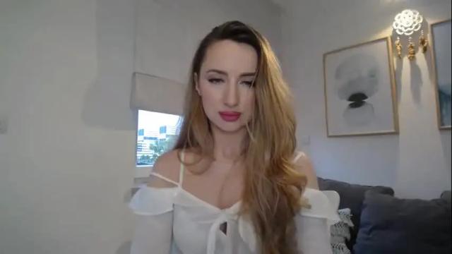 Image 10 of juliettesensual Stream on Chaturbate on 6 days ago