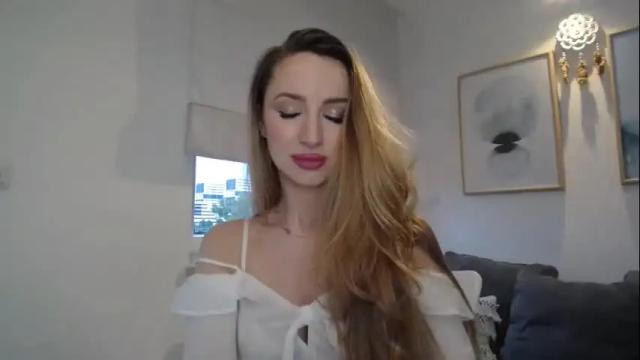 Image 11 of juliettesensual Stream on Chaturbate on 6 days ago