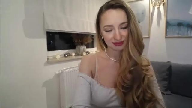 Image 7 of juliettesensual Stream on Chaturbate on 1 month ago