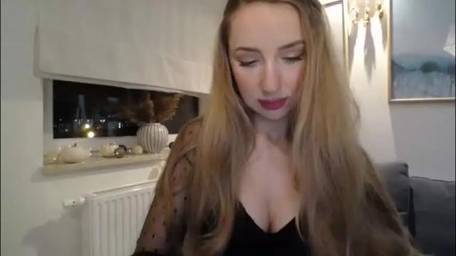 Image 4 of juliettesensual Stream on Chaturbate on 4 days ago