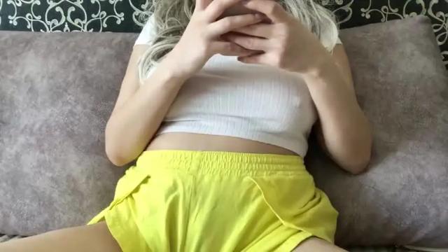 Image 4 of julikarter Stream on Chaturbate on 12 months ago