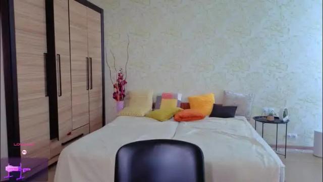 Image 2 of julissweet Stream on Chaturbate on 1 month ago