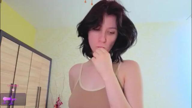 Image 2 of julissweet Stream on Chaturbate on 24 days ago