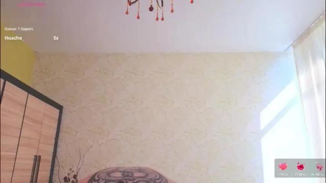 Image 2 of julissweet Stream on Chaturbate on 1 month ago