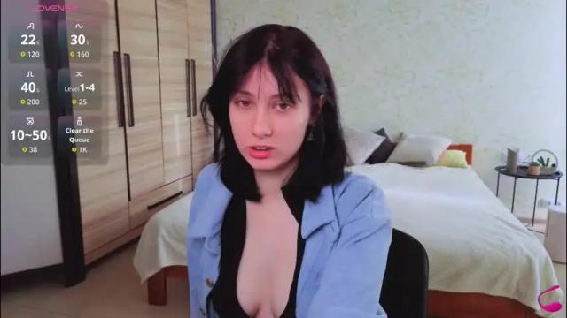 Image 6 of julissweet Stream on Chaturbate on 3 days ago