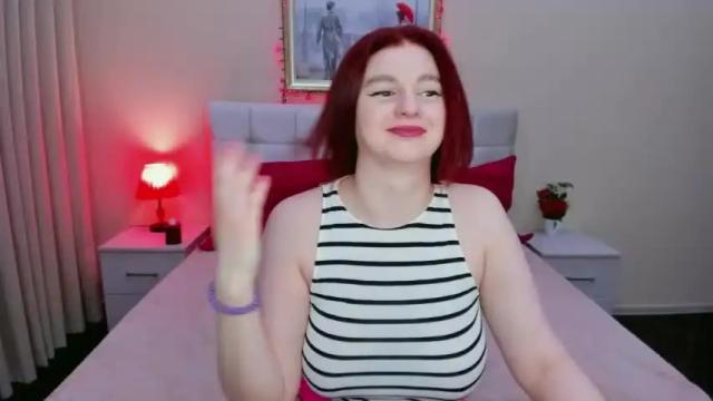 Image 3 of julithbarns Stream on Chaturbate on 15 months ago