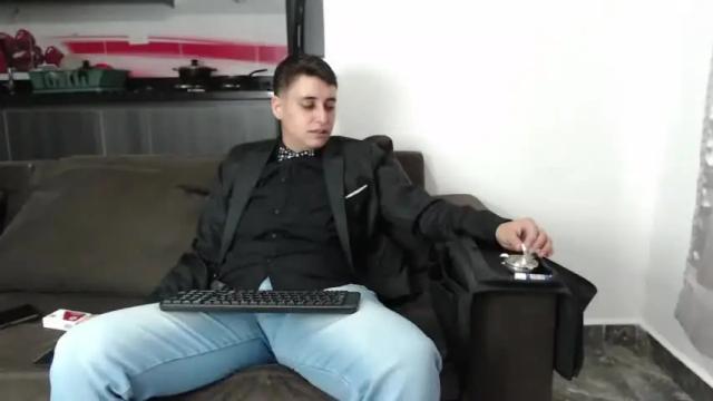 Image 11 of julius_hofmann Stream on Chaturbate on 14 months ago